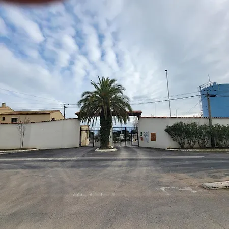 Mobilhome Au Les Salins De La Gardiole Ex Europe * 빅-라-가르디올